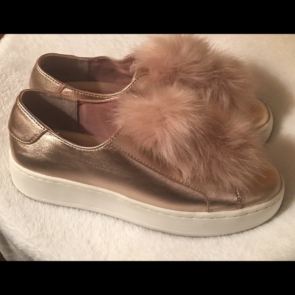 Ladies Platform Pom Pom Sneaker - Picture 3 of 6